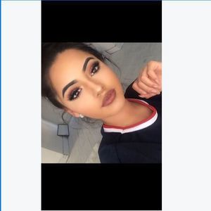 Meet your Posher, Blerina